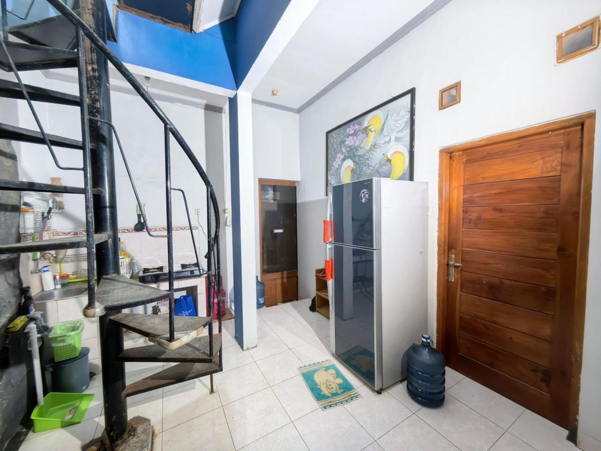 Mutiara Babarsari Homestay Jogja Yogyakarta Ngoại thất bức ảnh