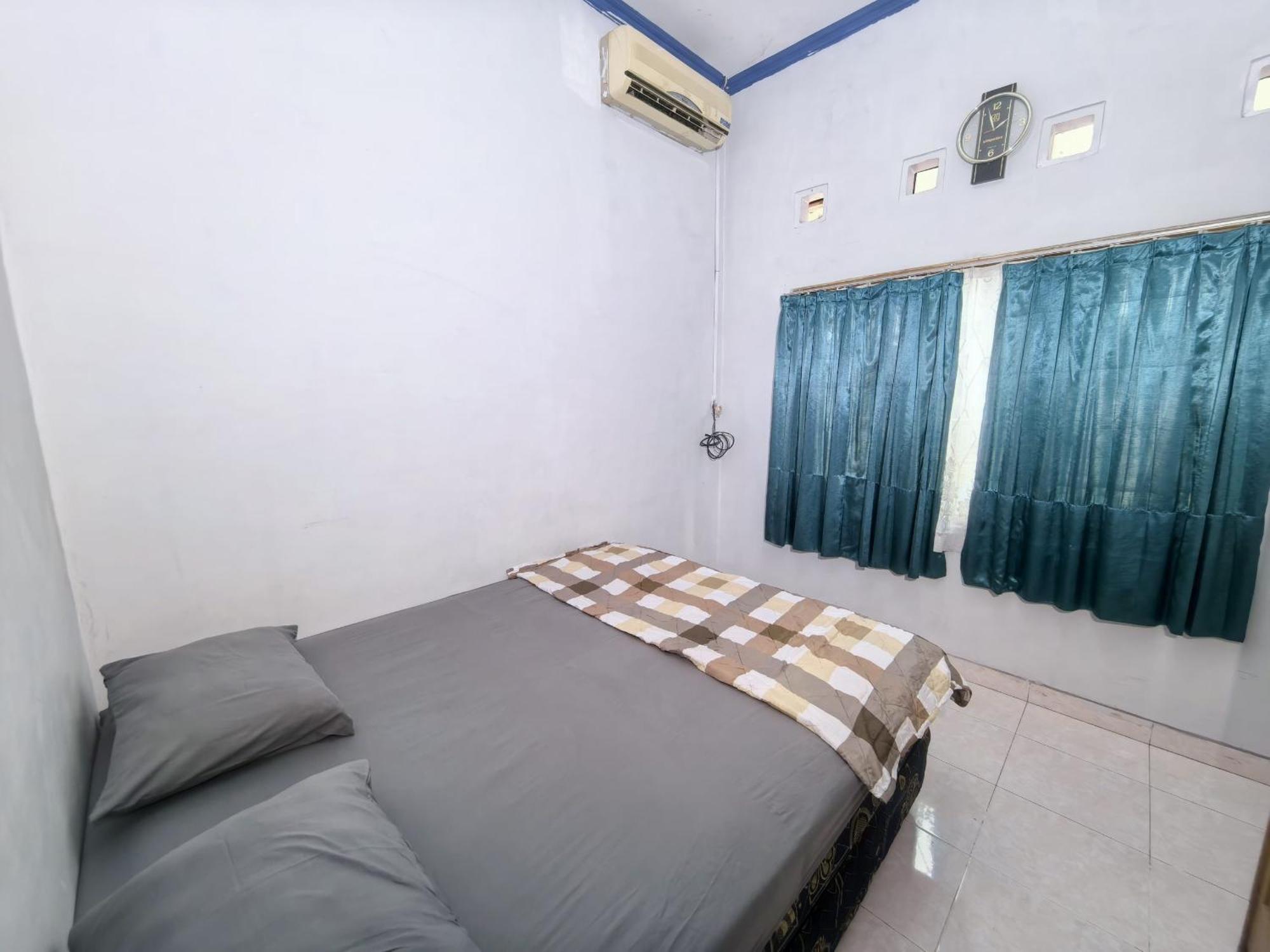 Mutiara Babarsari Homestay Jogja Yogyakarta Ngoại thất bức ảnh