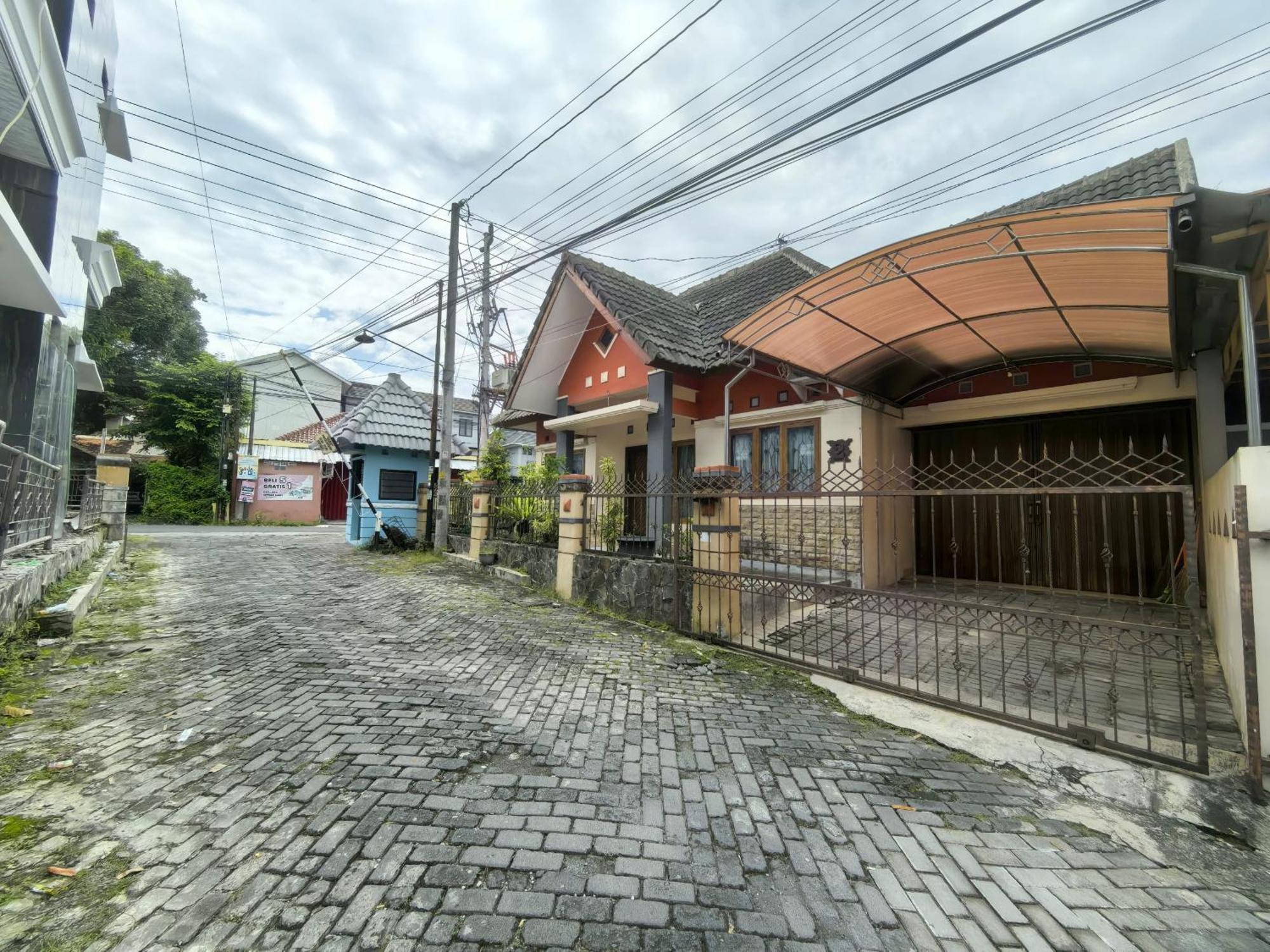 Mutiara Babarsari Homestay Jogja Yogyakarta Ngoại thất bức ảnh